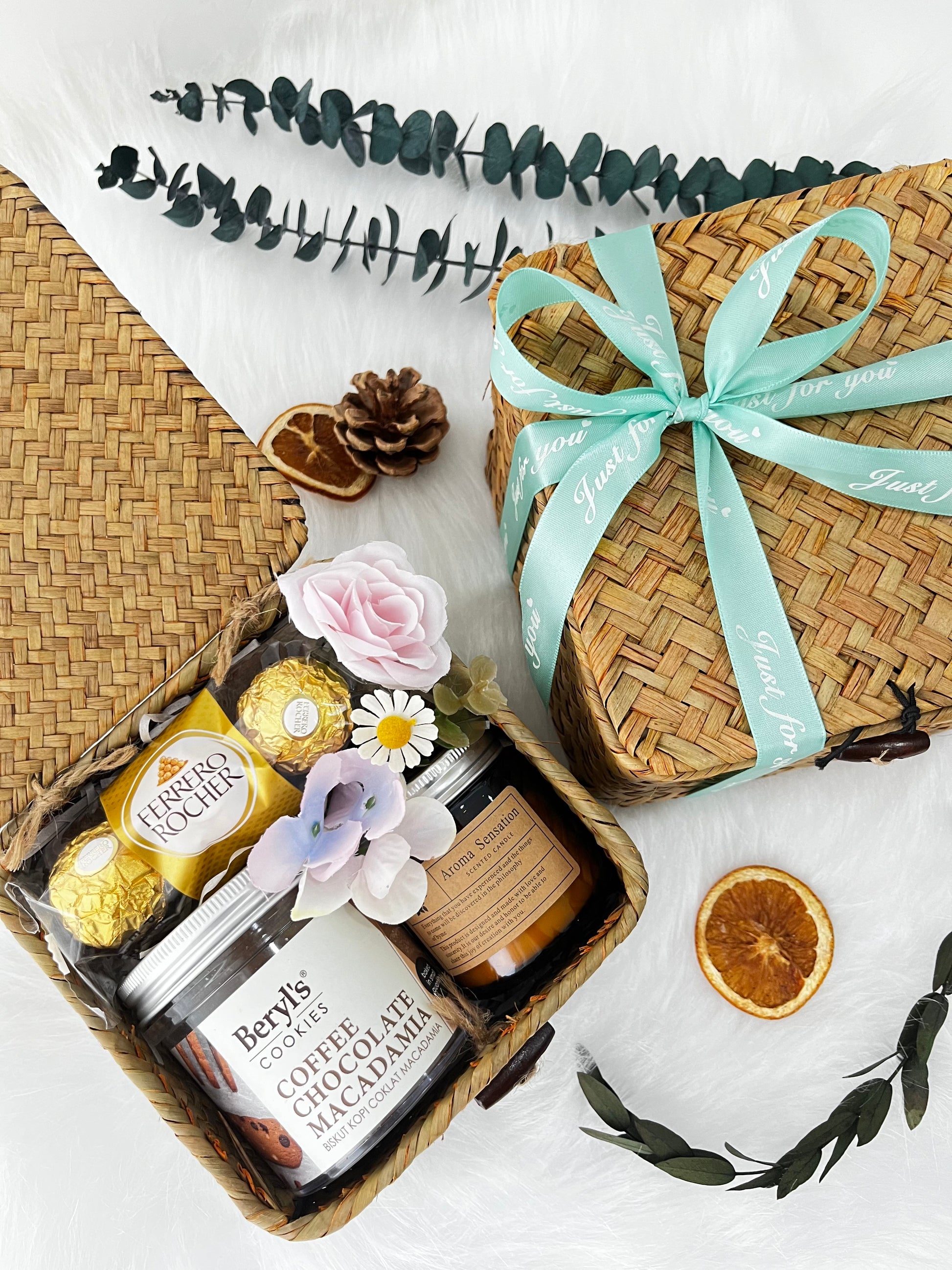 Scented Treats Basket - Gaia Gifts Co