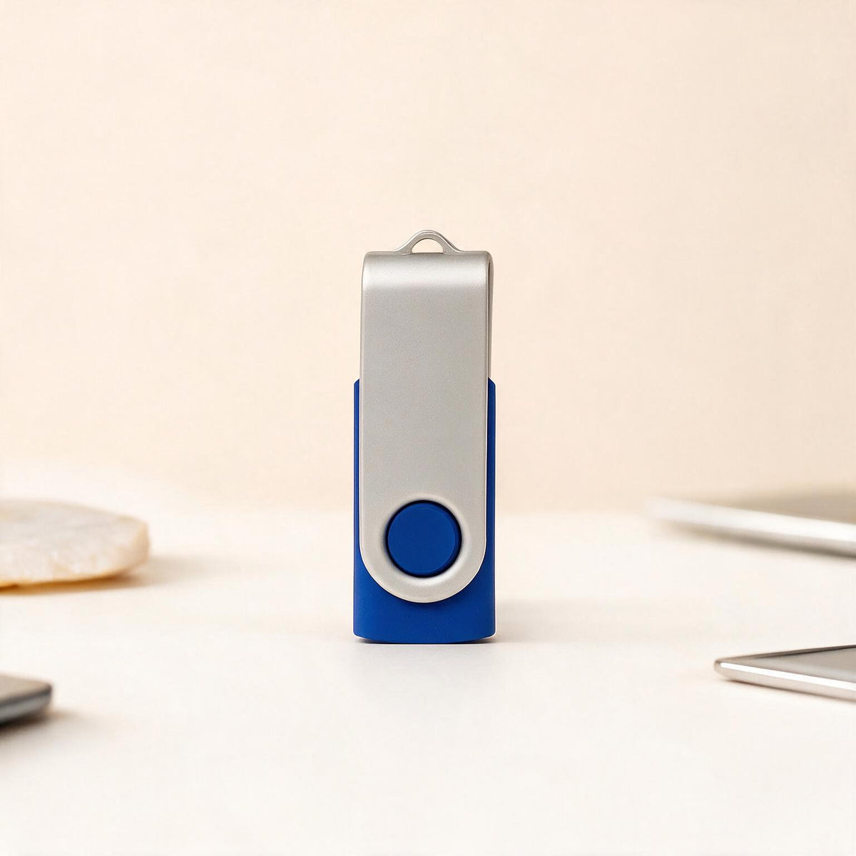 #GM1416 Classic Metal Flash Drive (16GB)
