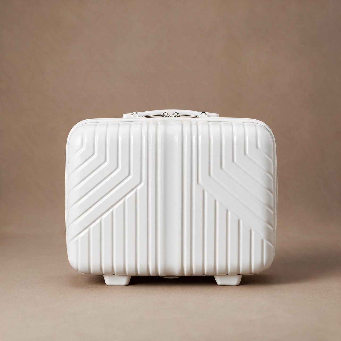 #M50 14-Inch Hard Shell Travel Case