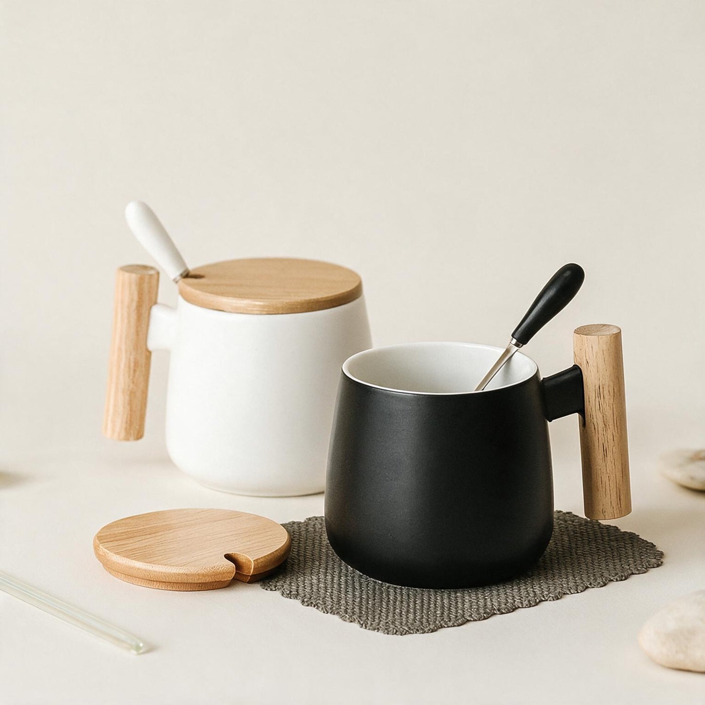 #GM1213 Ceramic Mug with Wooden Lid and Spoon