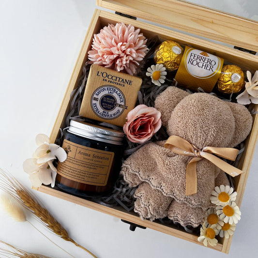 Spring Gardens - Scented Gift Box - Gaia Gifts Co